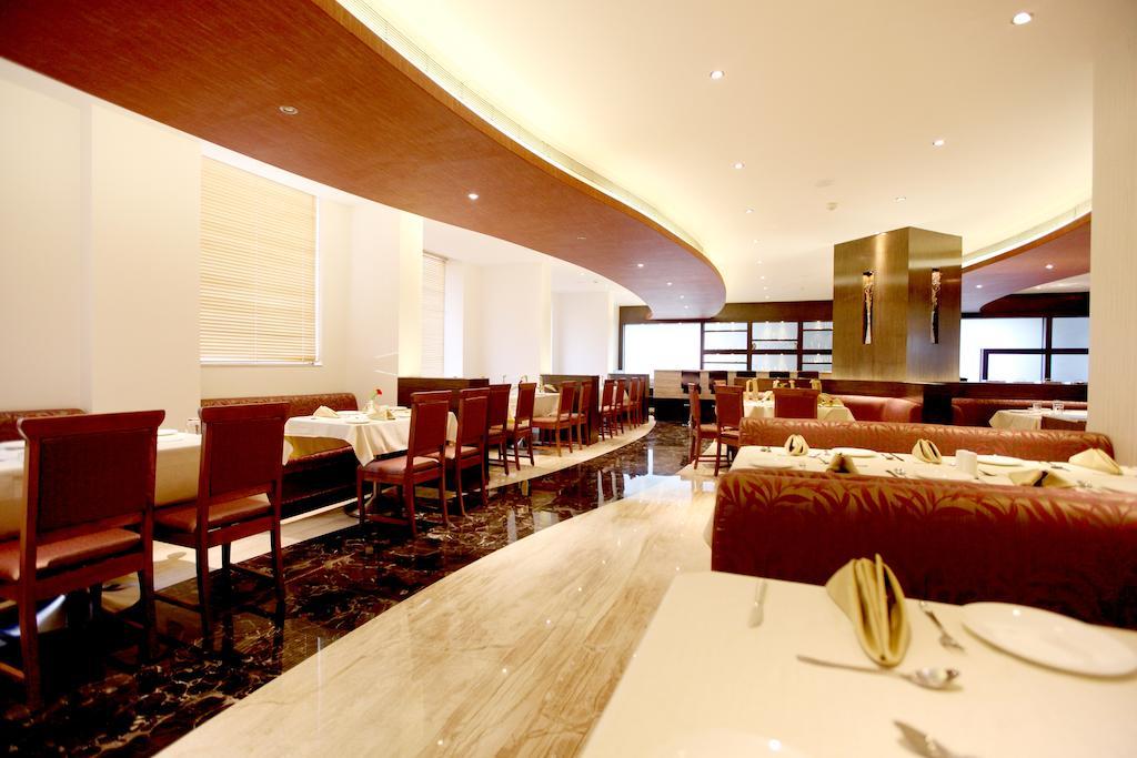 Vinstar Serviced Apartments Хинджевади Екстериор снимка