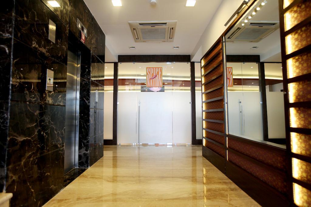 Vinstar Serviced Apartments Хинджевади Екстериор снимка