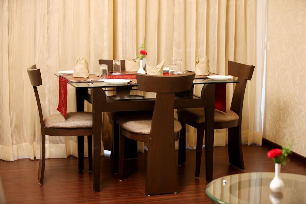 Vinstar Serviced Apartments Хинджевади Екстериор снимка