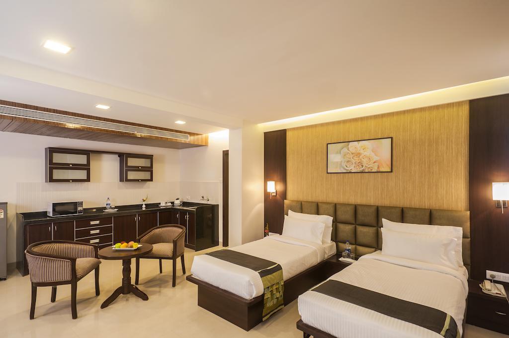 Vinstar Serviced Apartments Хинджевади Екстериор снимка